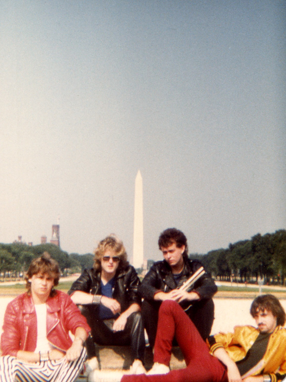 198307-uscan05